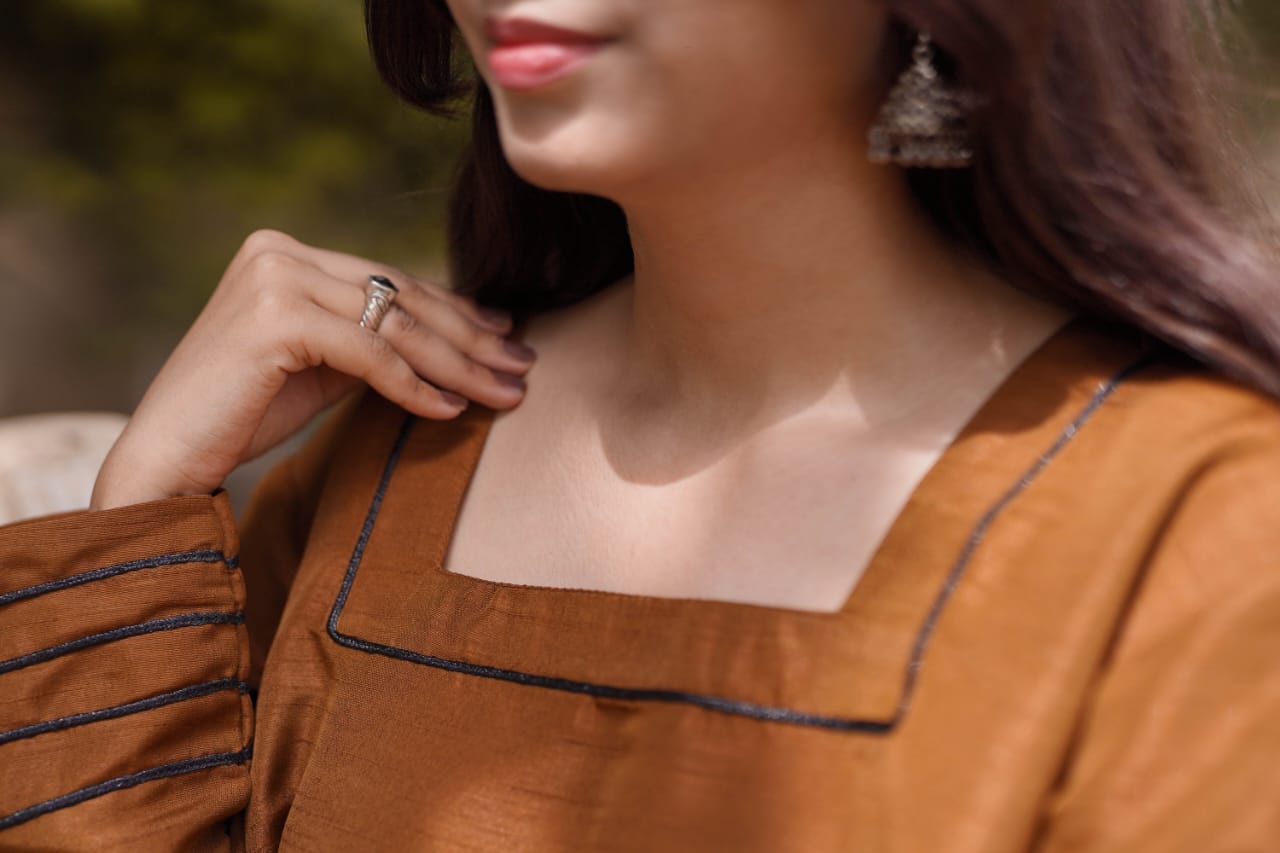 Ayaameer Stitched 2-Piece Suit Rich Brown