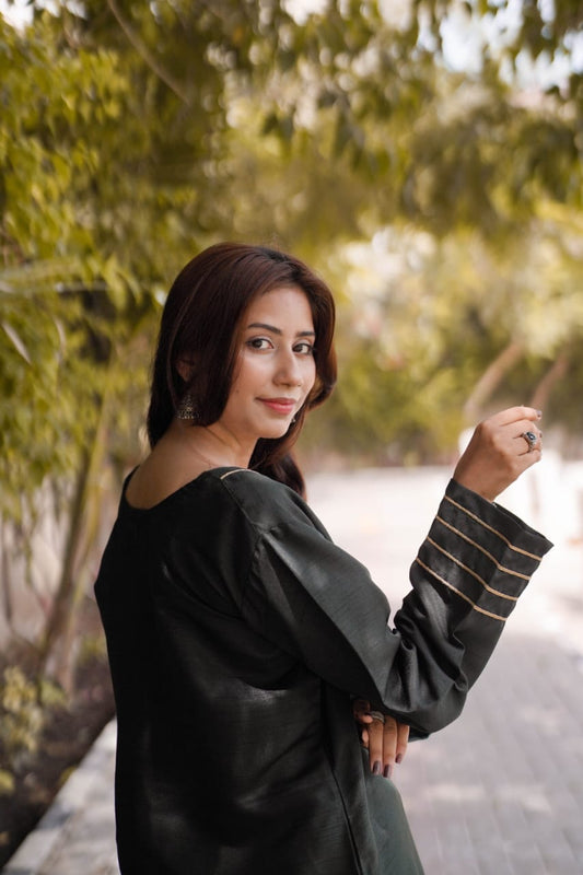 Ayaameer Royal Green – Stitched 2-Piece