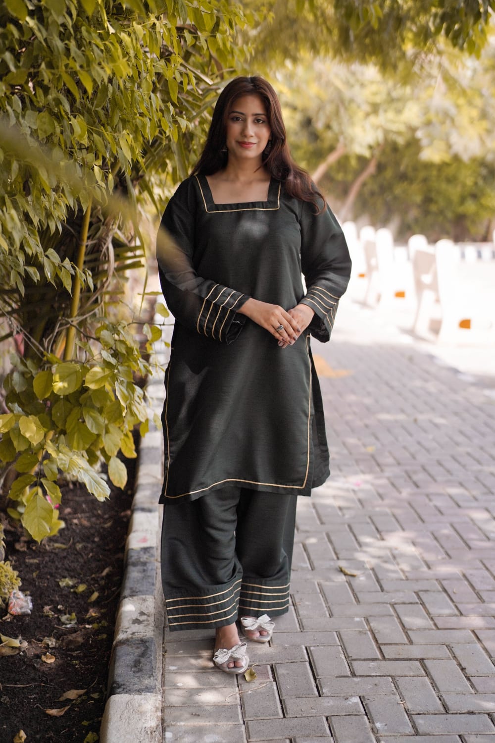 Ayaameer Royal Green – Stitched 2-Piece