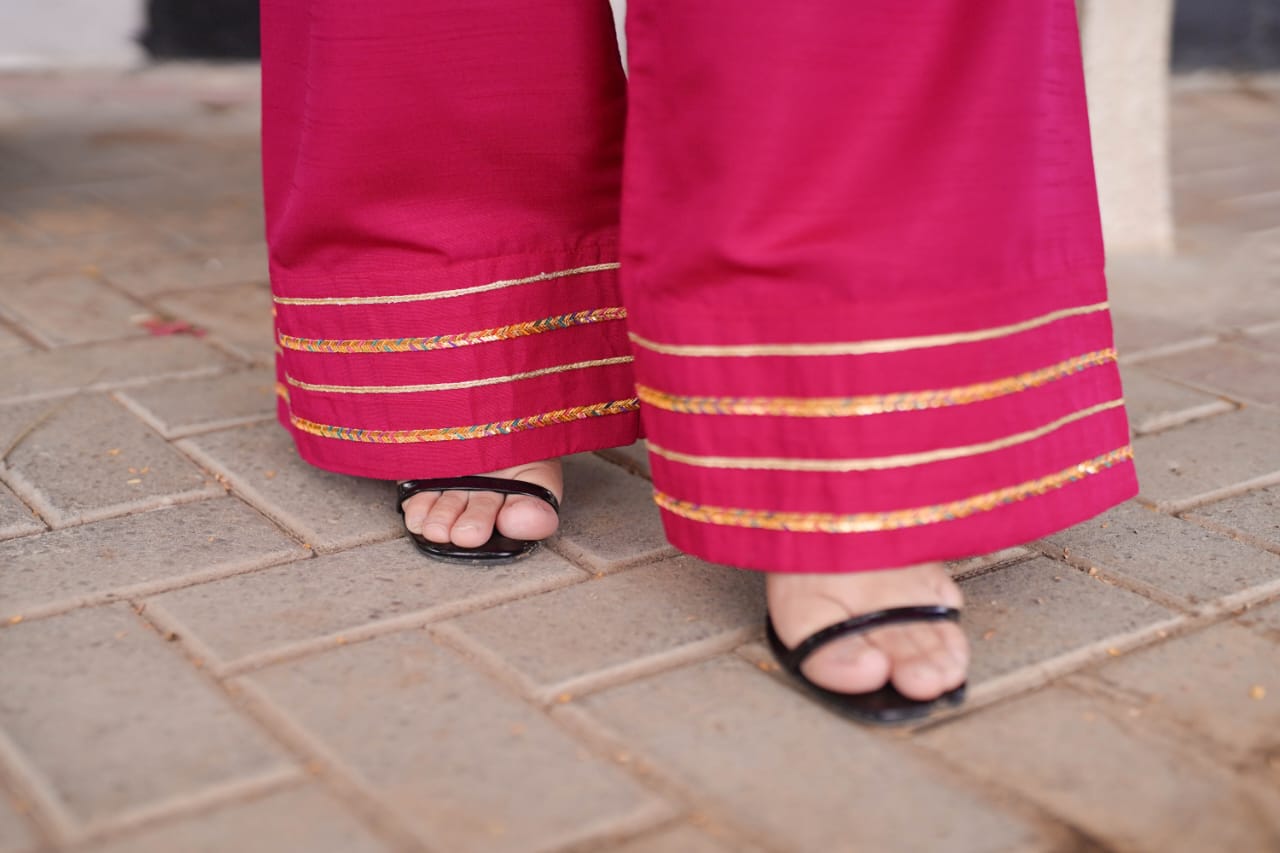Ayaameer Stitched 2-Piece Suit Dark Pink