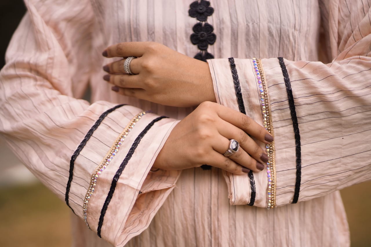 Ayaameer Stitched 2-Piece Suit