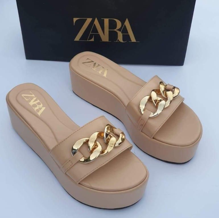 ZARA Chain Wage Slipers With Brand Box