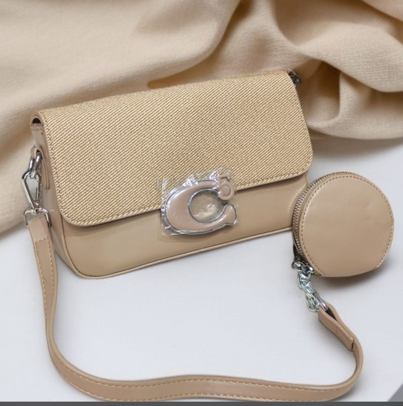 Cross Body Bag With keychain Pocket