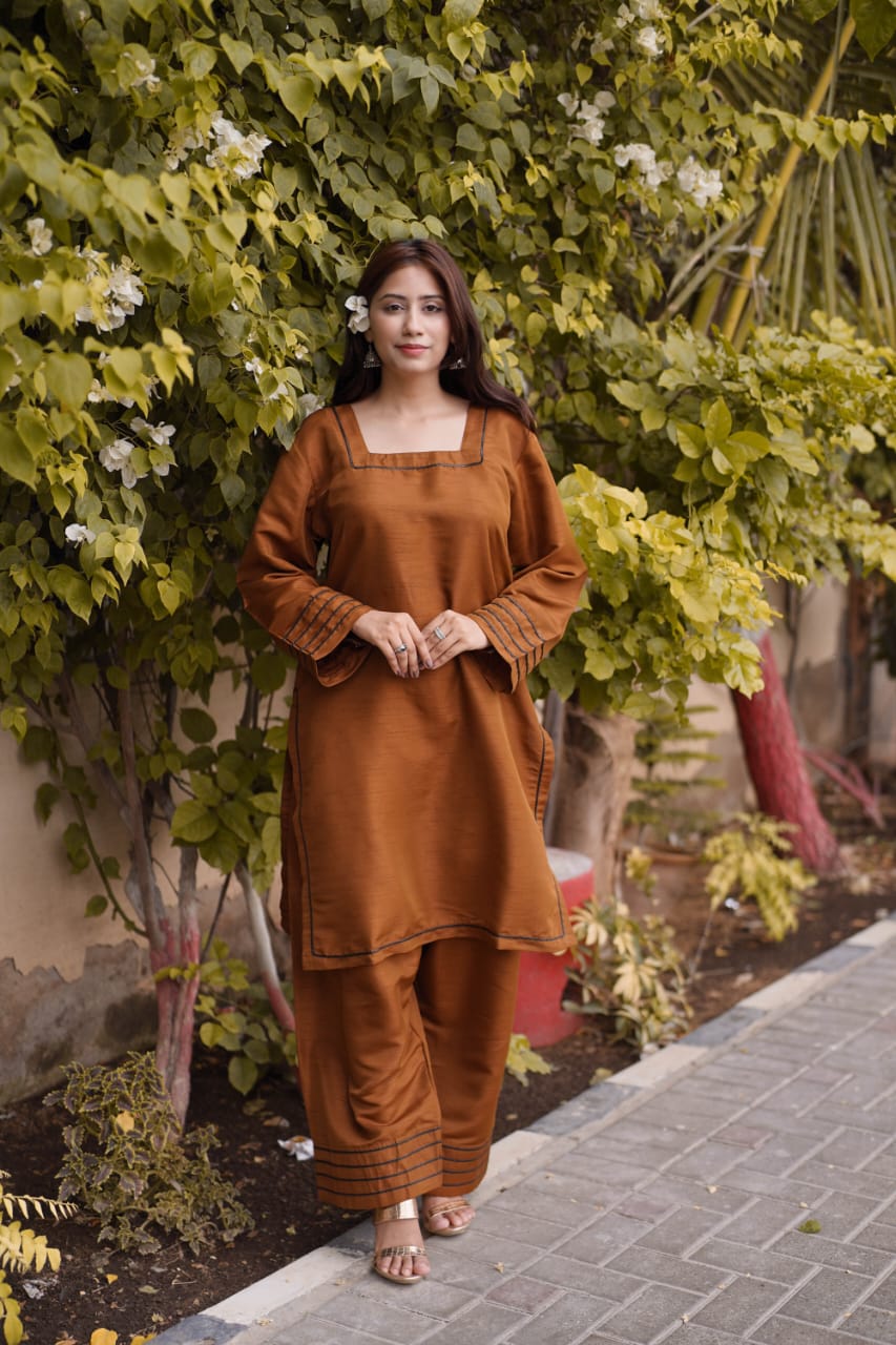 Ayaameer Stitched 2-Piece Suit Rich Brown