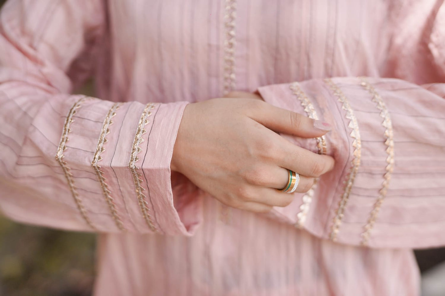 Ayaameer Noor-e-Gulabi Stitched 2-Piece Suit