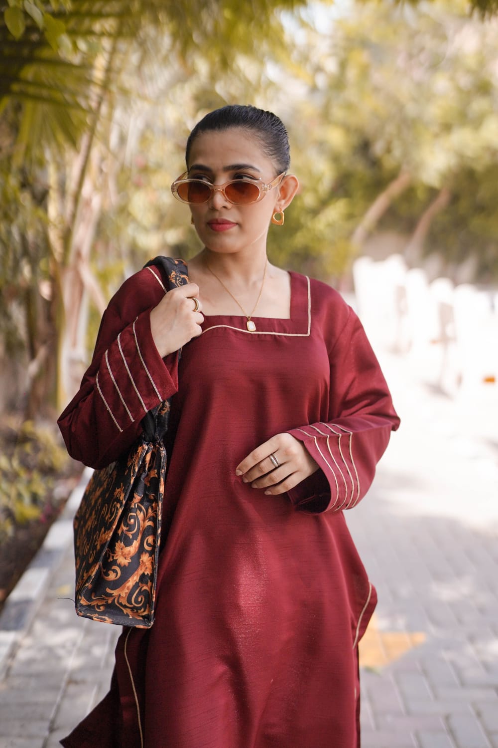 Ayaameer Stitched Royal Mehroon 2-Piece Suit