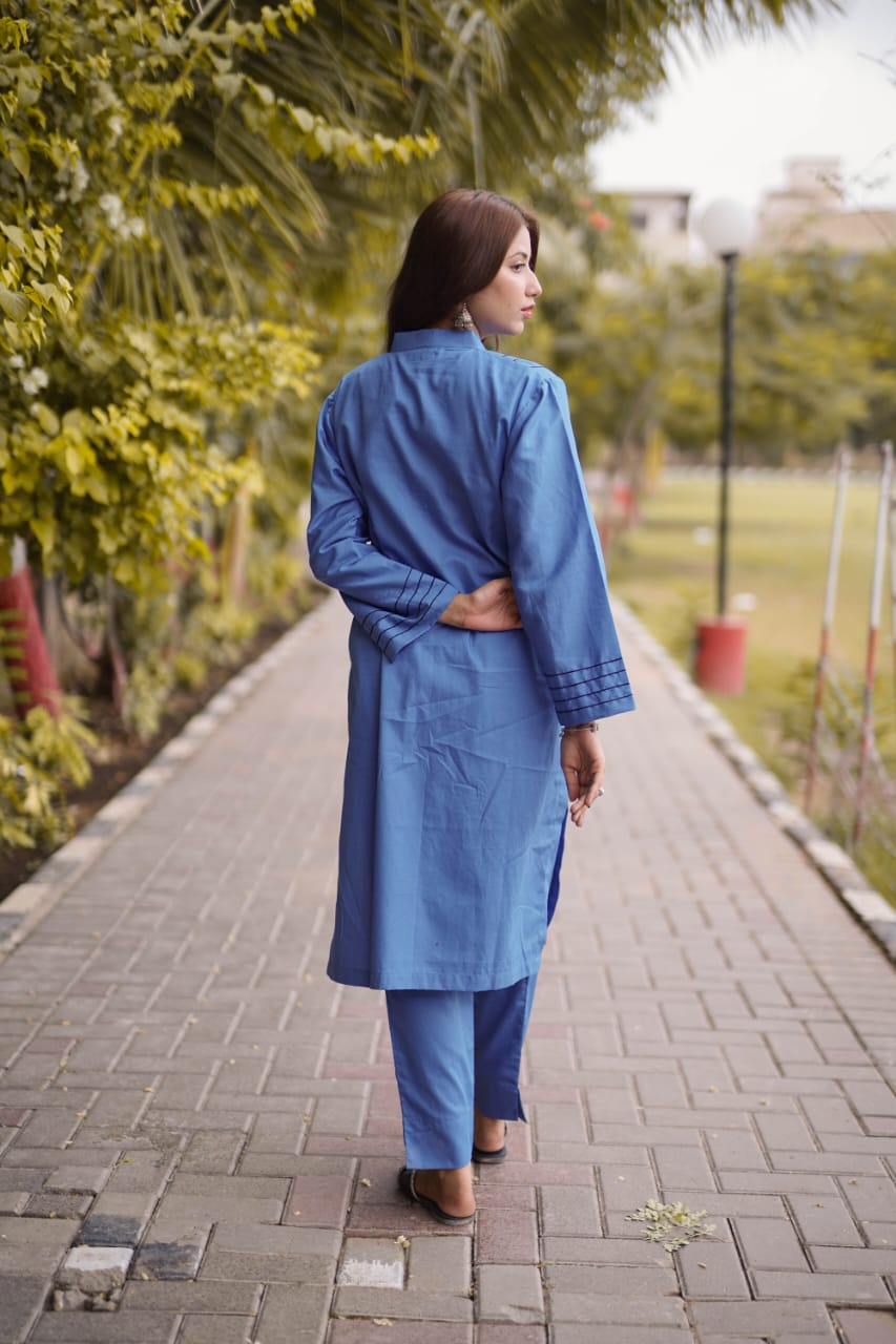 Ayaameer Blue Aura Stitched 2-Piece Suit