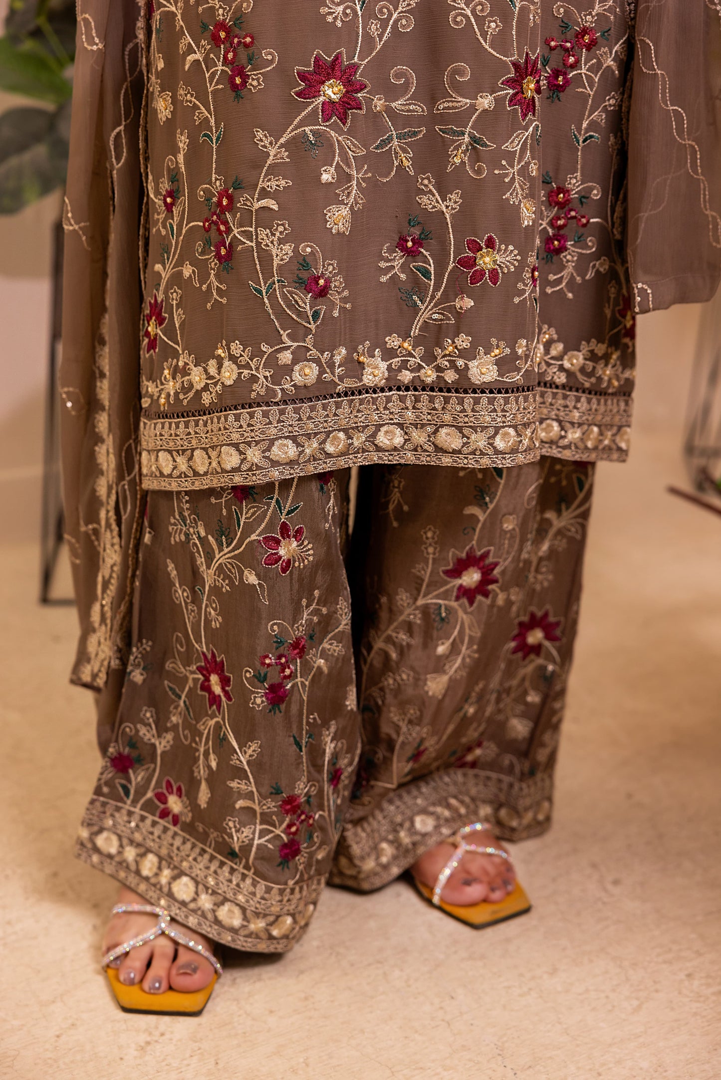 CHIFFON 3 PIECE COTTON SILK INNER ROWSILK PLAZO - AR1004