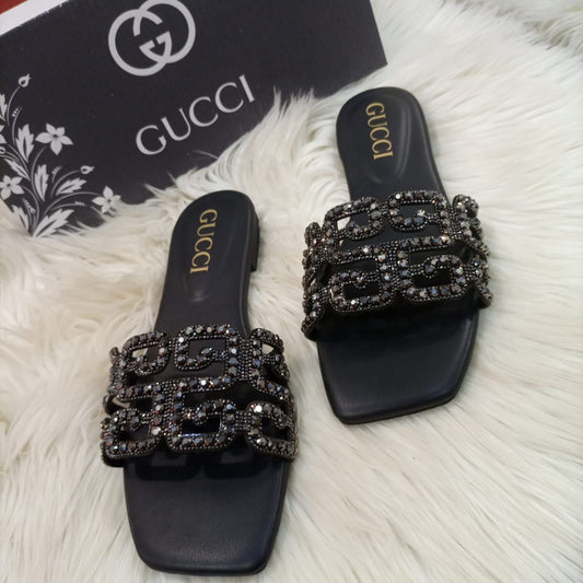 GUCCI Supreme Quality Fancy Flat Sleeper With Brand Box