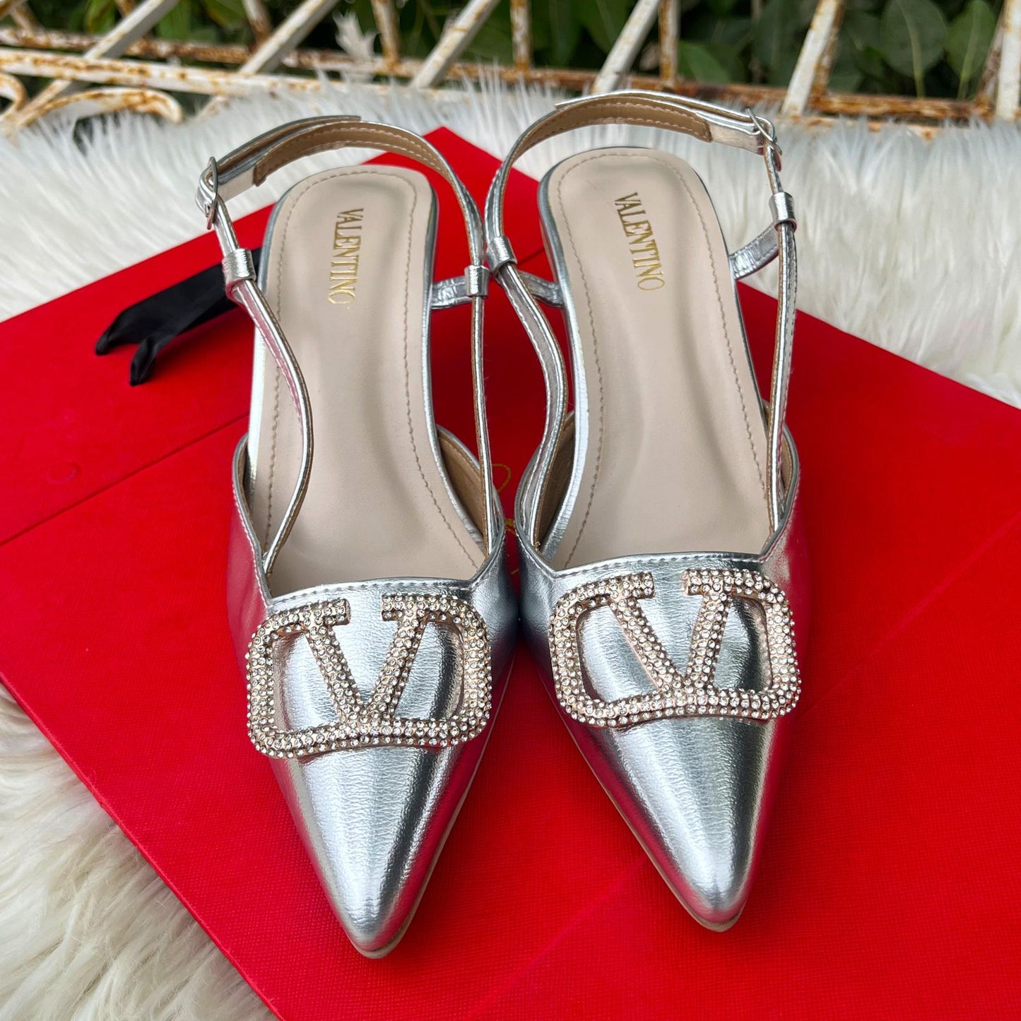VALENTINO Heels With Brand box