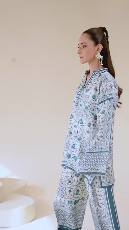Swiss Lawn 2-PC Suit – Chic, Comfy & Ready to Wear! AR-1008